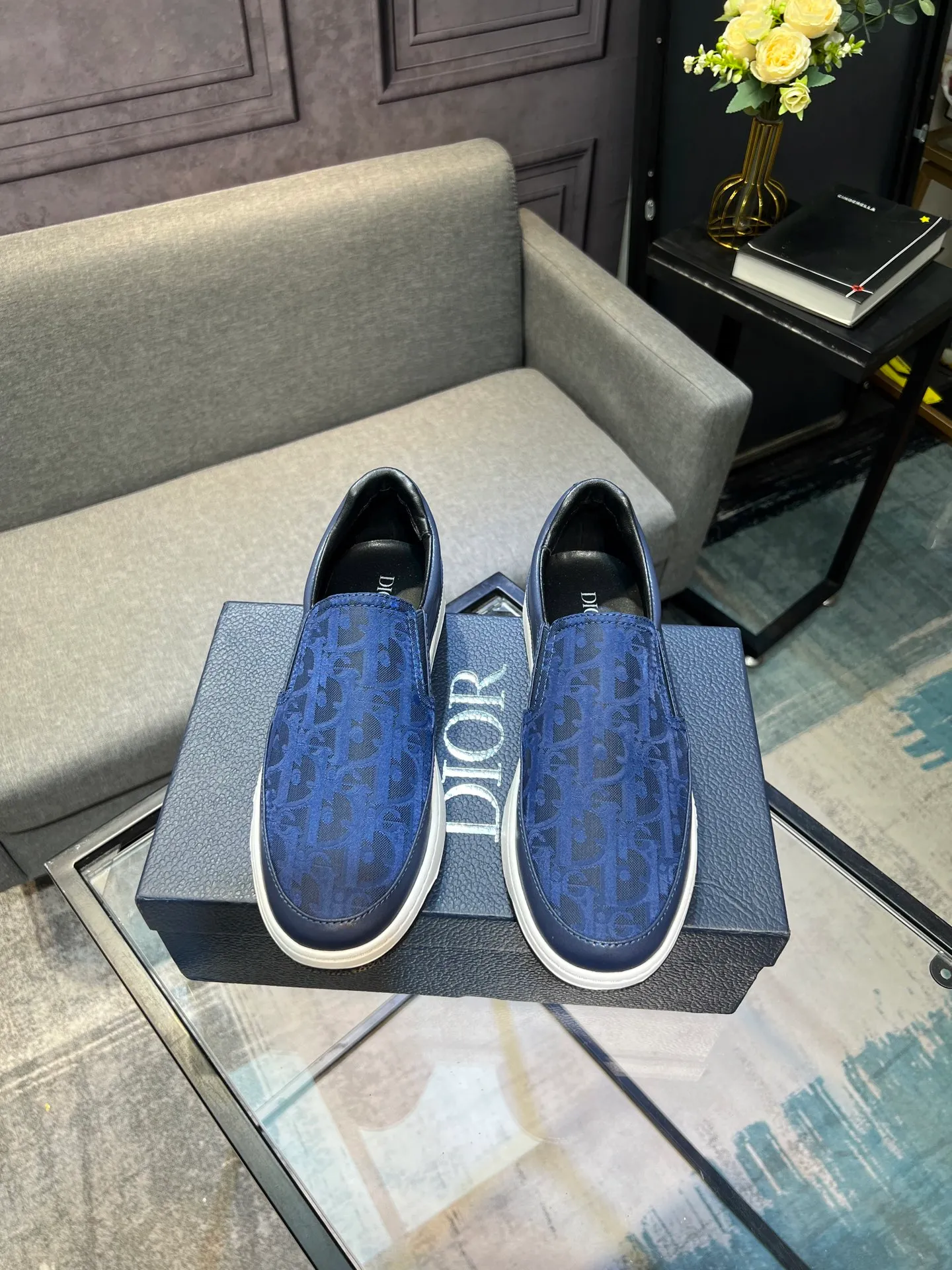 Men's shoes 💰420 [Dior] 🔝The latest masterpiece of high-end men's shoes brand: original special cloth fabric imported from Italy + cowhide + imported sheepskin lining 🔥Original toe-cap rubber outsole Soft and comfortable, making walking more convenient and comfortable! Size: 38-44 (45 can be customized)